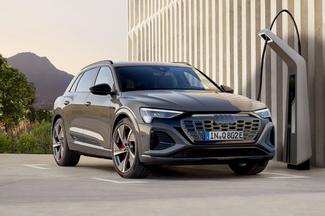 AUDI Q8 E-TRON